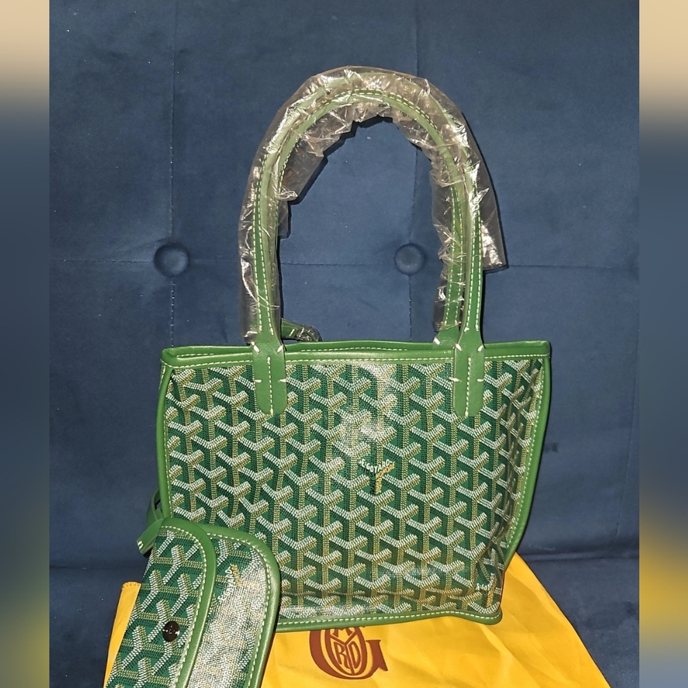 Reversible Mini Bag with Pouch NWT - Green